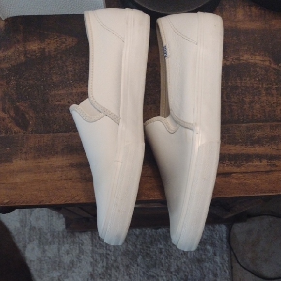 Keds Classic White Leather Slip-On Shoes - Picture 6 of 7